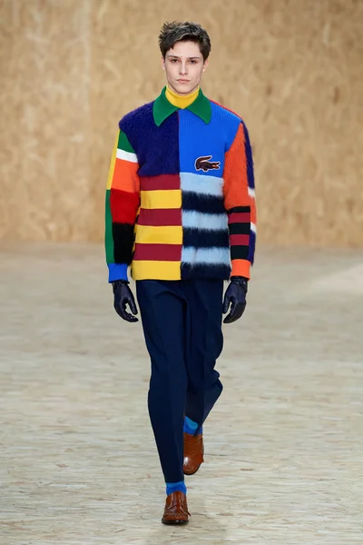 Look 52